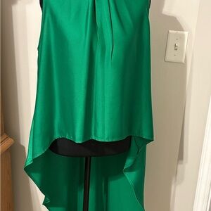 Elegant Green Sleeveless Blouse